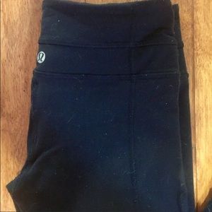 Lululemon yoga pants size 4